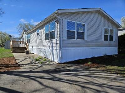 Mobile Home at 294 Heartwood Dr. Wixom, MI 48393