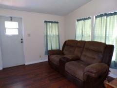 Photo 4 of 16 of home located at 1132 Holly Hill Drive Wildwood, FL 34785