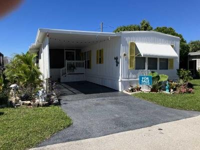 Mobile Home at 2101 Cypress Court Naples, FL 34110