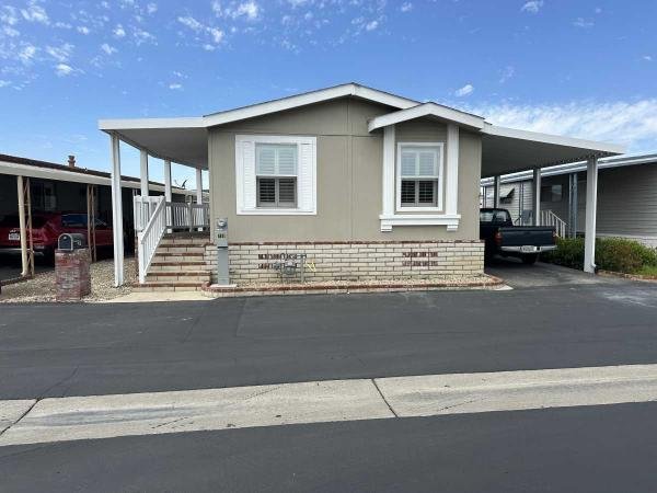 2002 Goldenwest 7252 Manufactured Home
