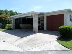 Photo 1 of 16 of home located at 812 Gladiola Dr Auburndale, FL 33823