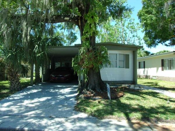 Photo 1 of 2 of home located at 1800 Amberwood Dr Riverview, FL 33578