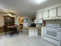 Photo 4 of 20 of home located at 882 Exuma Avenue Venice, FL 34285