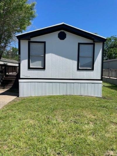 Mobile Home at 14311 Skyfrost Dr Lot #228 Dallas, TX 75253