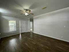 Photo 4 of 21 of home located at 104 Tahitian Drive (Site 2103) Ellenton, FL 34222
