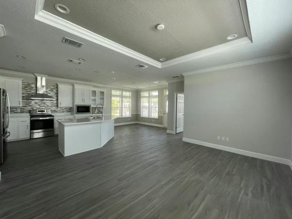Photo 1 of 2 of home located at 908 Trinidad Avenue Venice, FL 34285