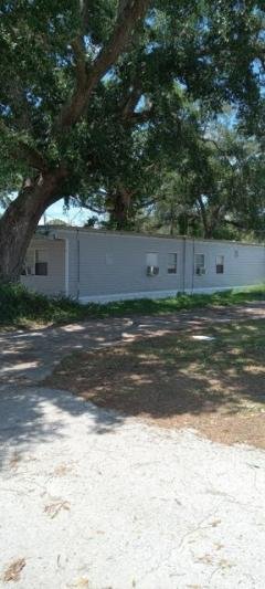 Photo 4 of 8 of home located at 27881 Us Hwy 27 S. Lot 9 Dundee, FL 33838