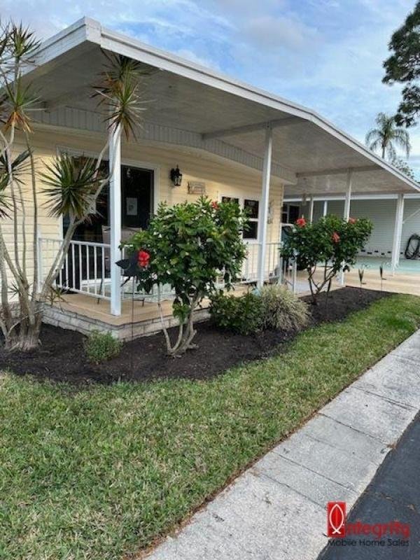 Photo 1 of 2 of home located at 3432 State Road 580, Lot 313 Safety Harbor, FL 34695