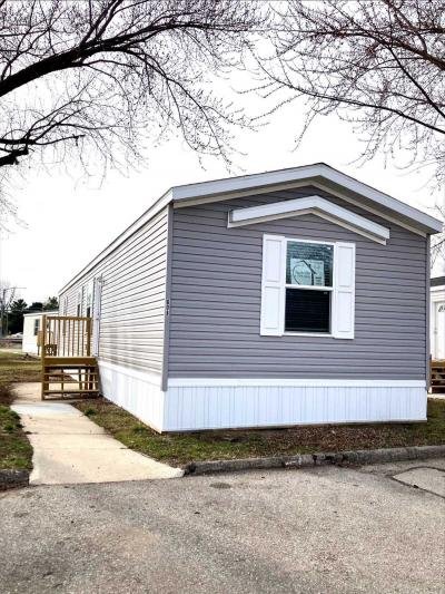 Mobile Home at 608 Eastgate Dr Waterloo, IA 50703