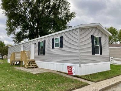 Mobile Home at 1934 Eric Ave Waterloo, IA 50703