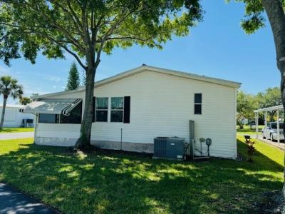 Mobile Home at 111 Debra Ln Vero Beach, FL 32962