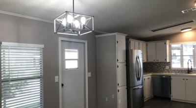 Photo 6 of 7 of home located at 2178 Lakeside Palmetto, FL 34221