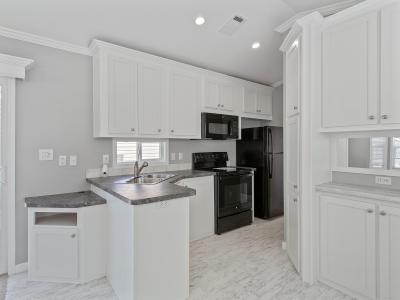 Photo 4 of 8 of home located at 900 Aqua Isle Blvd., # K20 Labelle, FL 33935