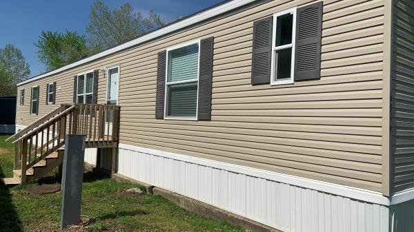 2015 Fairmont Homes Legacy Mobile Home
