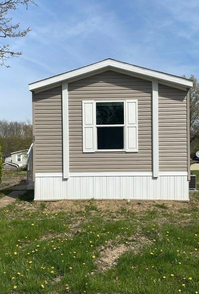 Mobile Home at 57 Race Massillon, OH 44647