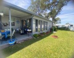 Photo 3 of 20 of home located at 6 Royal Dr Eustis, FL 32726