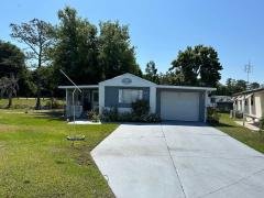 Photo 2 of 25 of home located at 64 Rose Dr Fruitland Park, FL 34731