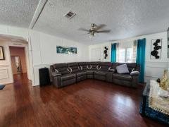 Photo 5 of 22 of home located at 1362 Autumn Dr Tampa, FL 33613