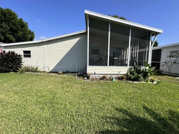 2001 Homes of Merit Manufactured Home