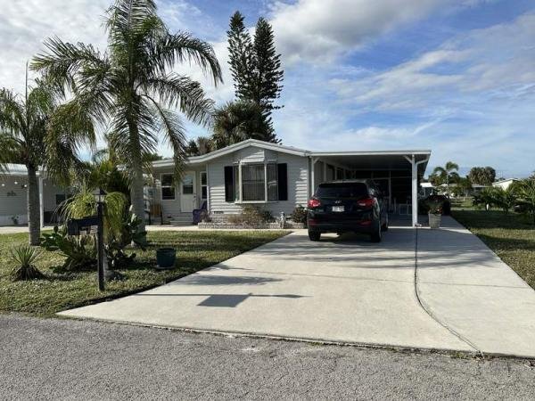 Photo 1 of 2 of home located at 25948 Walnut Court L-019 Bonita Springs, FL 34135