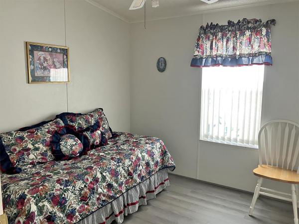 1998 Palm Harbor HS Manufactured Home