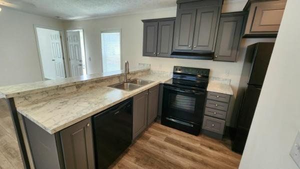 Photo 1 of 2 of home located at 6539 Townsend Rd, #168 Jacksonville, FL 32244