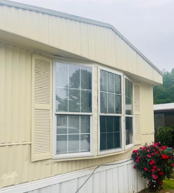 2004 CLAYTON 9132 Mobile Home For Sale