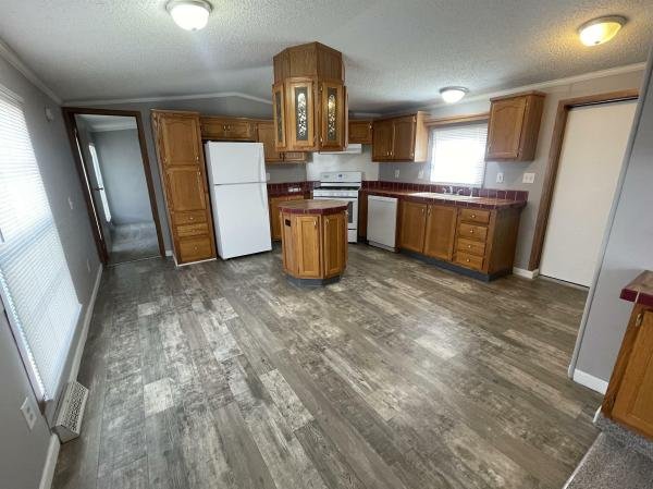 1998 KINGSLEY Mobile Home For Sale