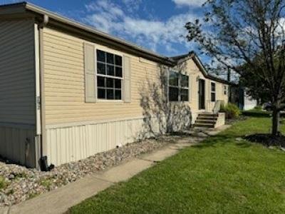 Mobile Home at 292 Woodland Trails Dr. Collinsville, IL 62234