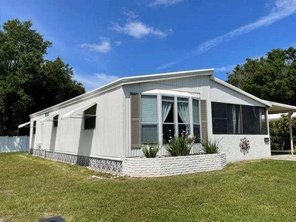 1982 Schult Manufactured Home