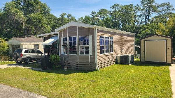 1988 VICT Mobile Home For Sale