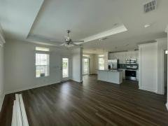 Photo 5 of 21 of home located at 920 Roseau Avenue Venice, FL 34285