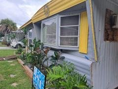 Photo 2 of 8 of home located at 39628 Papaya Ave Zephyrhills, FL 33542