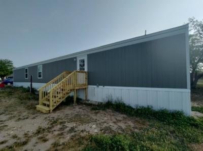 Mobile Home at 2501 Martin Luther King Drive #505 San Angelo, TX 76903