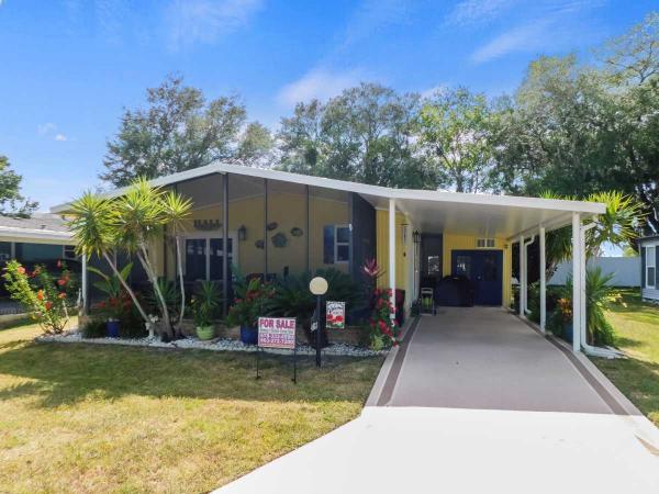 Photo 1 of 2 of home located at 4613 Tangelo Drive Zephyrhills, FL 33541