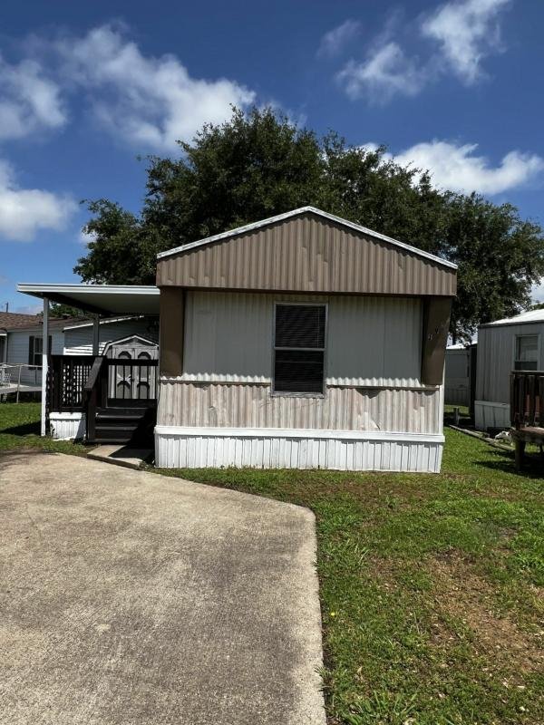 1998 Clayton Homes Inc Mobile Home For Sale