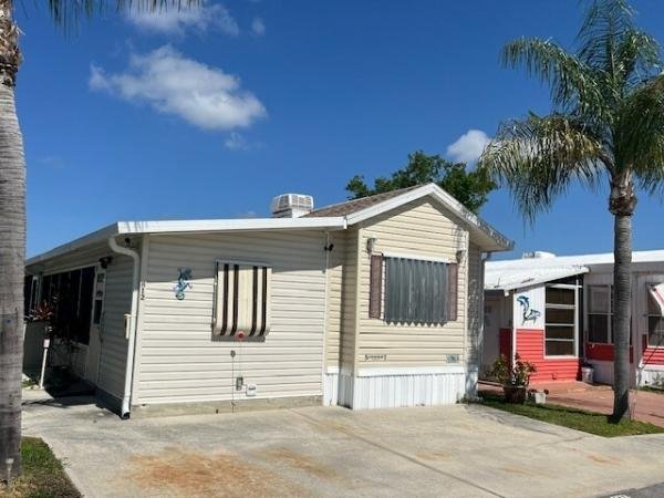 Photo 1 of 2 of home located at 3701 Baynard Dr., H-12 Punta Gorda, FL 33950