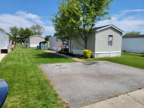 1996 Single wide  Mobile Home For Sale