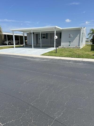 Mobile Home at 325 Sunshine Ave North Fort Myers, FL 33903