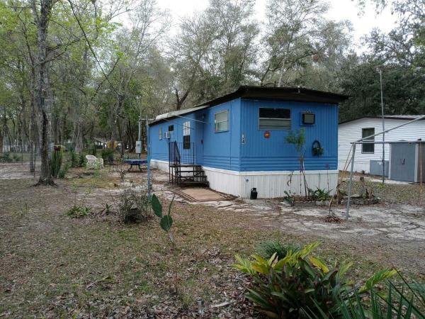 Photo 1 of 2 of home located at 5000 SE 183rd Ave Rd Lot J-4 Ocklawaha, FL 32179