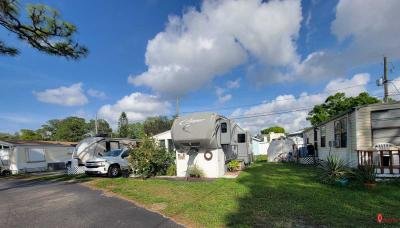 Mobile Home at 6149 Coach House Ruskin, FL 33570