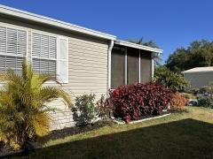 Photo 2 of 17 of home located at 1623 Poppy Circle Lakeland, FL 33803