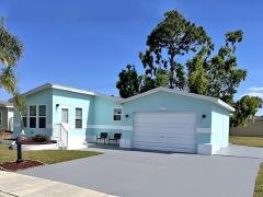 Photo 1 of 20 of home located at 1031 La Paloma Blvd North Fort Myers, FL 33903