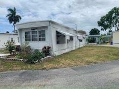 Photo 2 of 13 of home located at 12 Susan Circle Greenacres, FL 33463