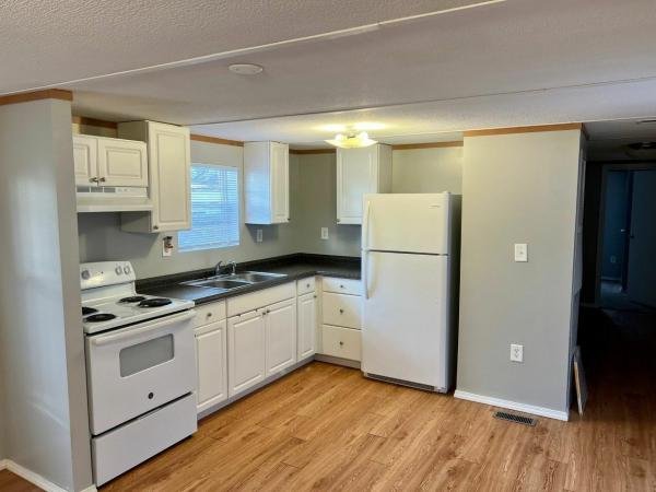 2006 Four Seasons Housing Mobile Home For Rent