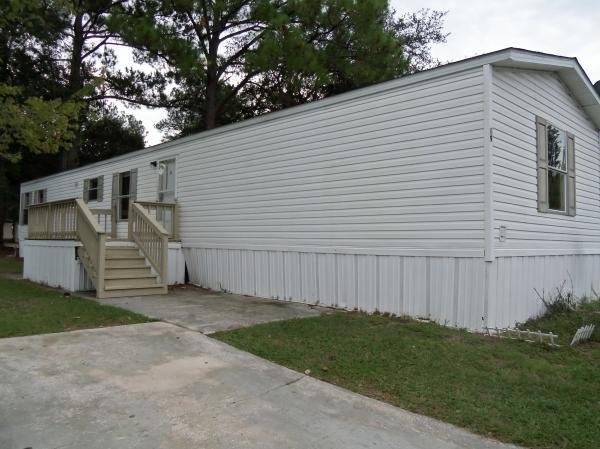 2005 Clayton Homes Inc Mobile Home For Sale