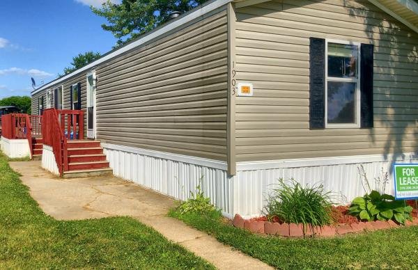 1999 Holly Park Inc Mobile Home For Sale