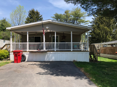 Mobile Home at 6 Standish Lane Hereford, PA 18056