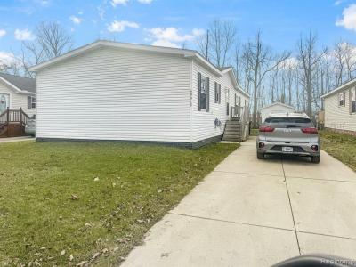 Mobile Home at 29912 Meadow Ln. Gibraltar, MI 48173