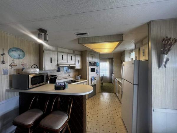 1976 Barrington Manufactured Home